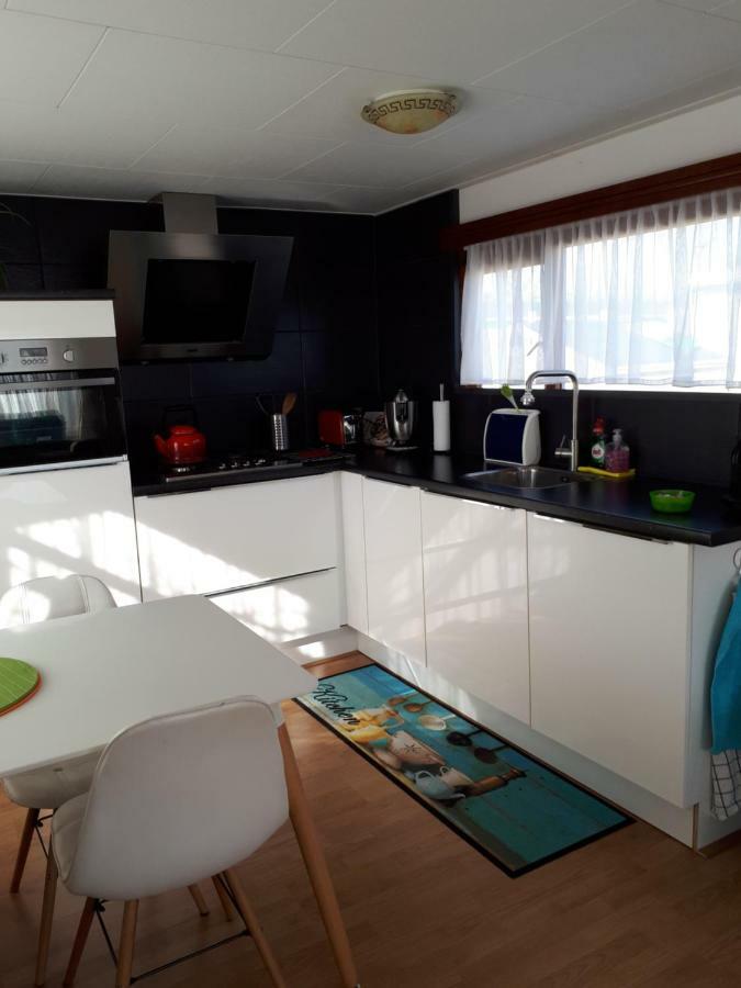 kittys Chalet Modern en toch knus Warmond Buitenkant foto